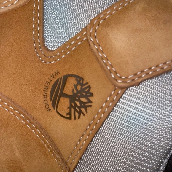 Timberland Field Boot 6 in wd “WHEAT NUBUCK” - Picture 4 of 6